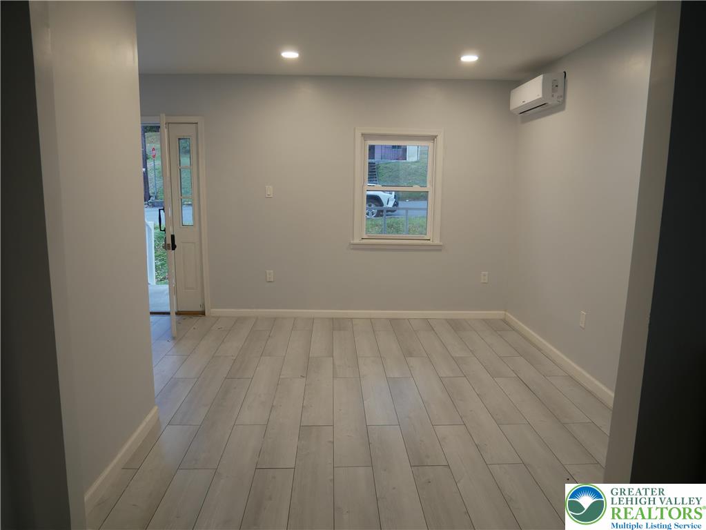 Other Pa Counties, Pennsylvania 17866, United States, 4 Bedrooms Bedrooms, ,2 BathroomsBathrooms,Residential,Active,252062