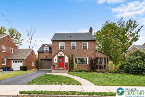 Photo of 934 Highland Avenue, Bethlehem, PA 18018 (MLS # 766770) Photo of 934 Highland Avenue, Bethlehem, PA 18018 (MLS # 766770)