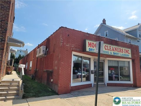 Photo of 1627 Main Street, Northampton Boro, PA 18067 (MLS # 766881) Photo of 1627 Main Street, Northampton Boro, PA 18067 (MLS # 766881)