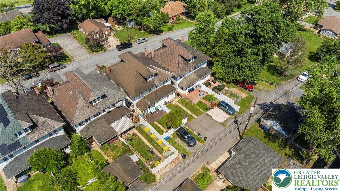 Wilson Boro, Pennsylvania 18042, United States, 4 Bedrooms Bedrooms, ,2 BathroomsBathrooms,Residential,Active,167866