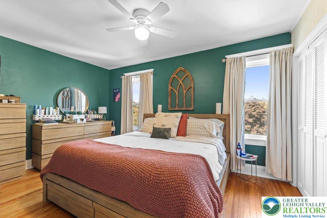 Wilson Boro, Pennsylvania 18042, United States, 4 Bedrooms Bedrooms, ,2 BathroomsBathrooms,Residential,Active,167866