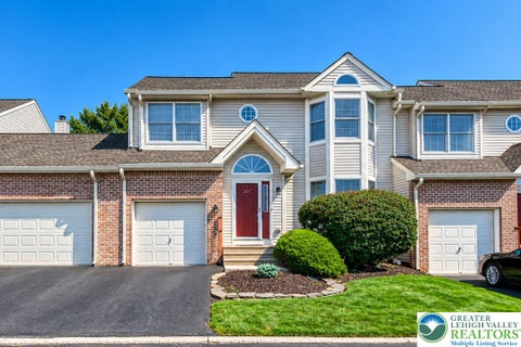 Townhouse For Rent - 237 Ridings Circle<br/> Macungie Boro, PA 18062
