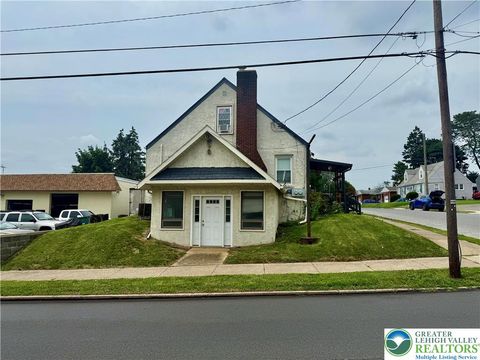Photo of 1521 Stefko Boulevard #unit 3, Bethlehem, PA 18017 (MLS # 760788) Photo of 1521 Stefko Boulevard #unit 3, Bethlehem, PA 18017 (MLS # 760788)