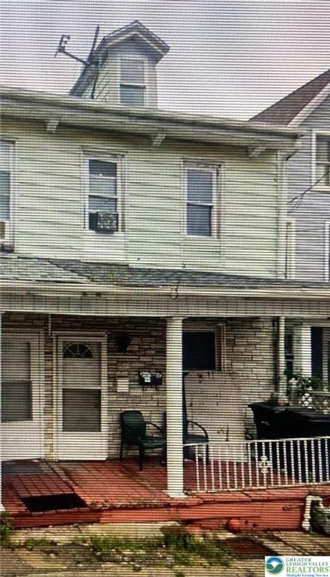 Photo of 72 S Cedar Street, Hazle Twp, PA 18201 (MLS # 770667)