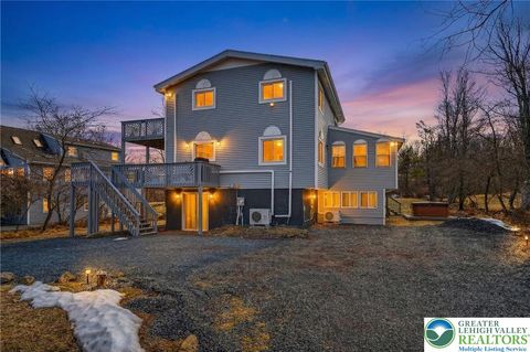 Photo of 24 Hopkins Circle, Penn Forest Twp, PA 18210 (MLS # 773162)