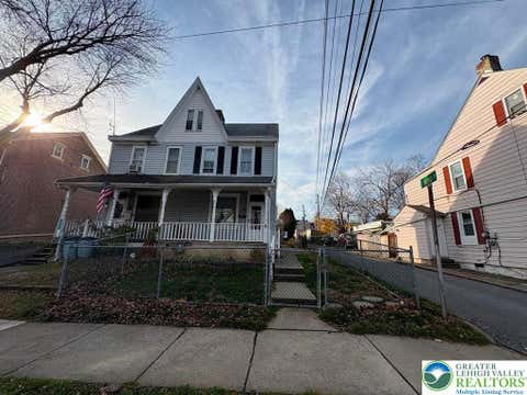 Photo for 521 Maple Street