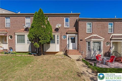 Photo of 1405 Presidential Drive, Whitehall, PA 18052 (MLS # 766483) Photo of 1405 Presidential Drive, Whitehall, PA 18052 (MLS # 766483)