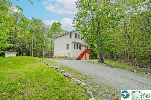 Photo of 417 Roosevelt Lane, Coolbaugh Twp, PA 18466 (MLS # 759140) Photo of 417 Roosevelt Lane, Coolbaugh Twp, PA 18466 (MLS # 759140)