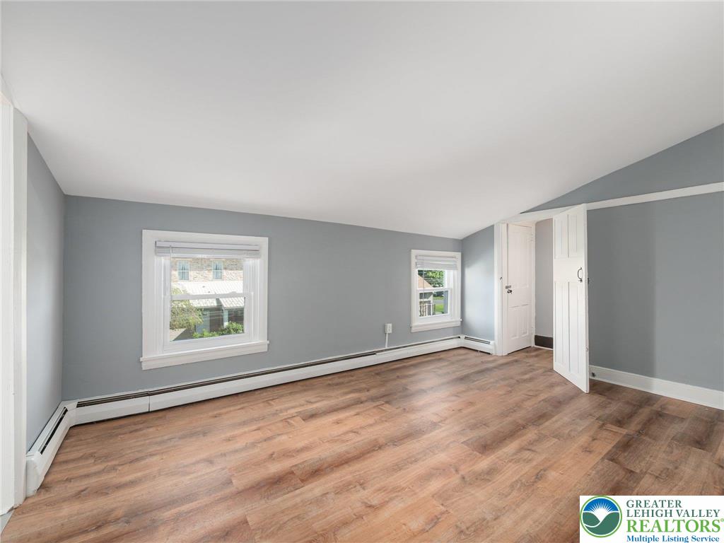 Lyons Borough, Pennsylvania 19536, United States, 4 Bedrooms Bedrooms, ,1 BathroomBathrooms,Residential,Active,162850