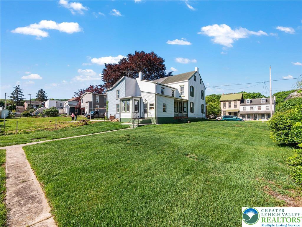 Lyons Borough, Pennsylvania 19536, United States, 4 Bedrooms Bedrooms, ,1 BathroomBathrooms,Residential,Active,162850