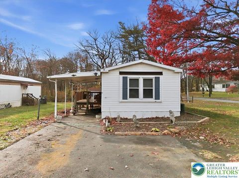 Photo of 57 W Zimmer Drive, Lehigh Twp, PA 18088 (MLS # 767840)