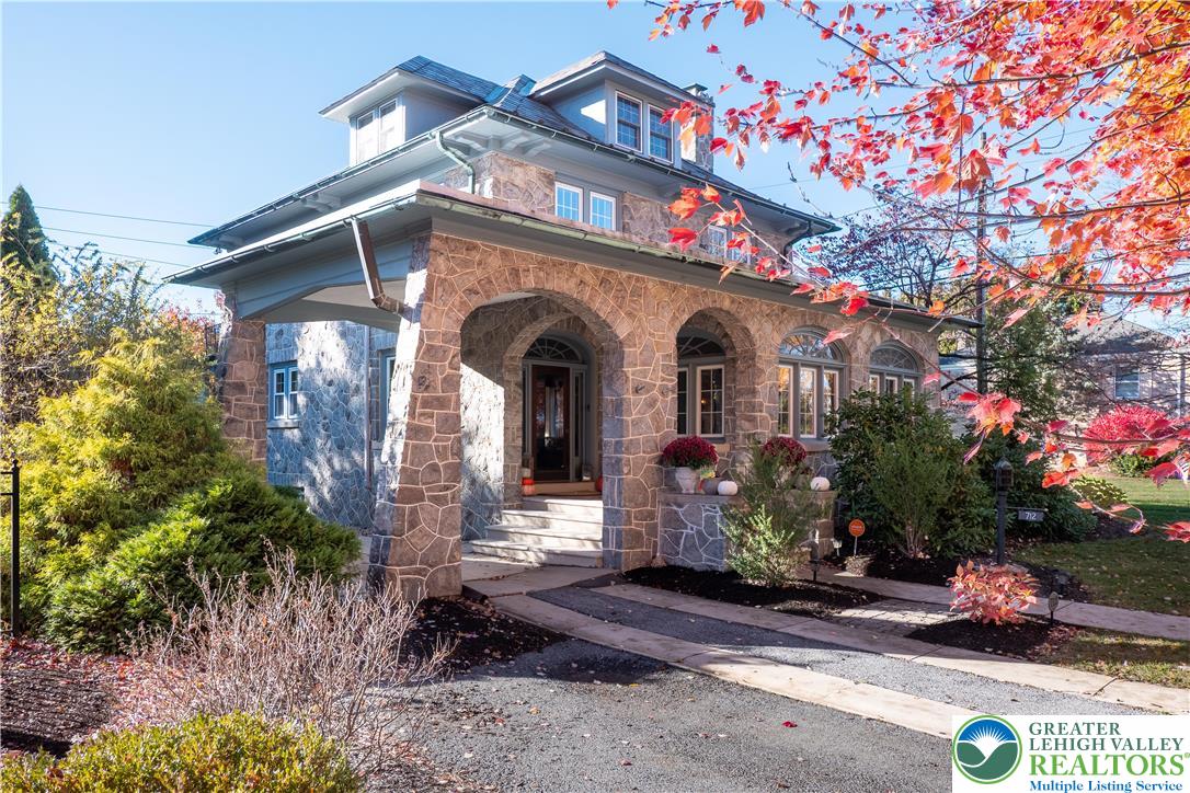 South Whitehall Twp, Pennsylvania 18104, United States, 5 Bedrooms Bedrooms, ,3 BathroomsBathrooms,Residential,Active,244361