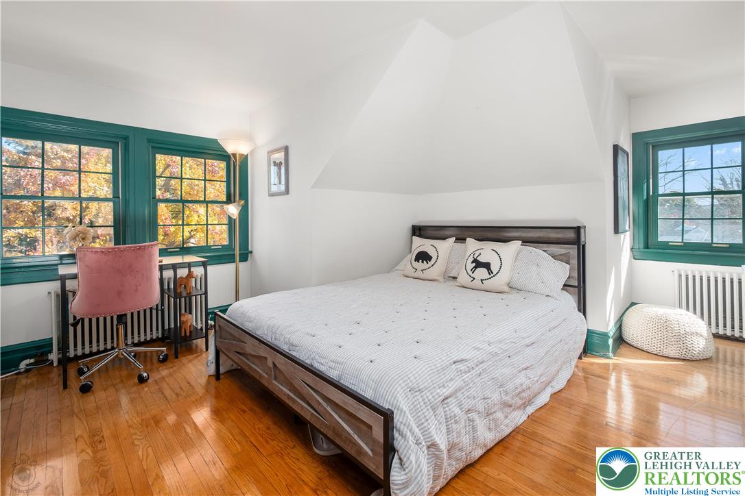 South Whitehall Twp, Pennsylvania 18104, United States, 5 Bedrooms Bedrooms, ,3 BathroomsBathrooms,Residential,Active,244361