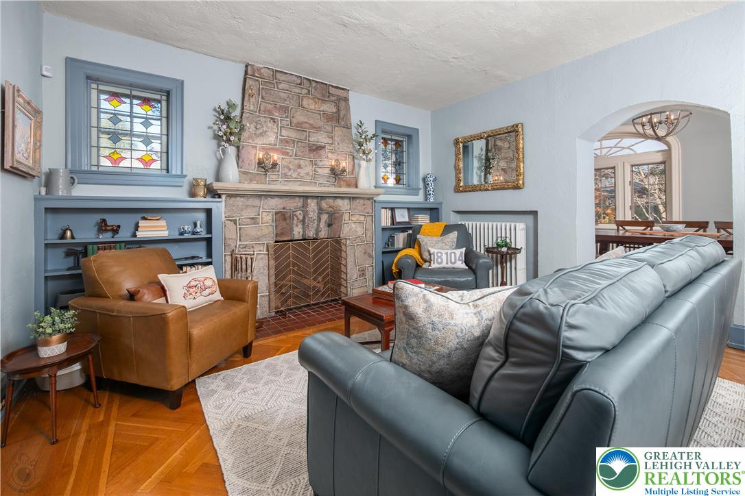 South Whitehall Twp, Pennsylvania 18104, United States, 5 Bedrooms Bedrooms, ,3 BathroomsBathrooms,Residential,Active,244361