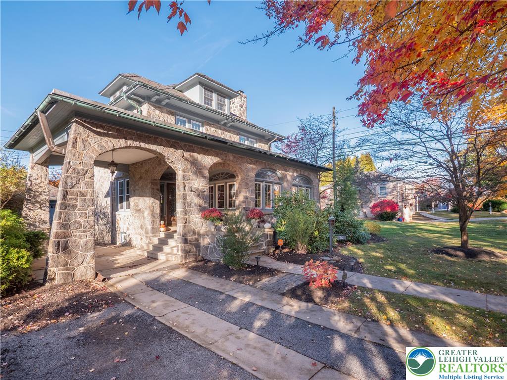 South Whitehall Twp, Pennsylvania 18104, United States, 5 Bedrooms Bedrooms, ,3 BathroomsBathrooms,Residential,Active,244361