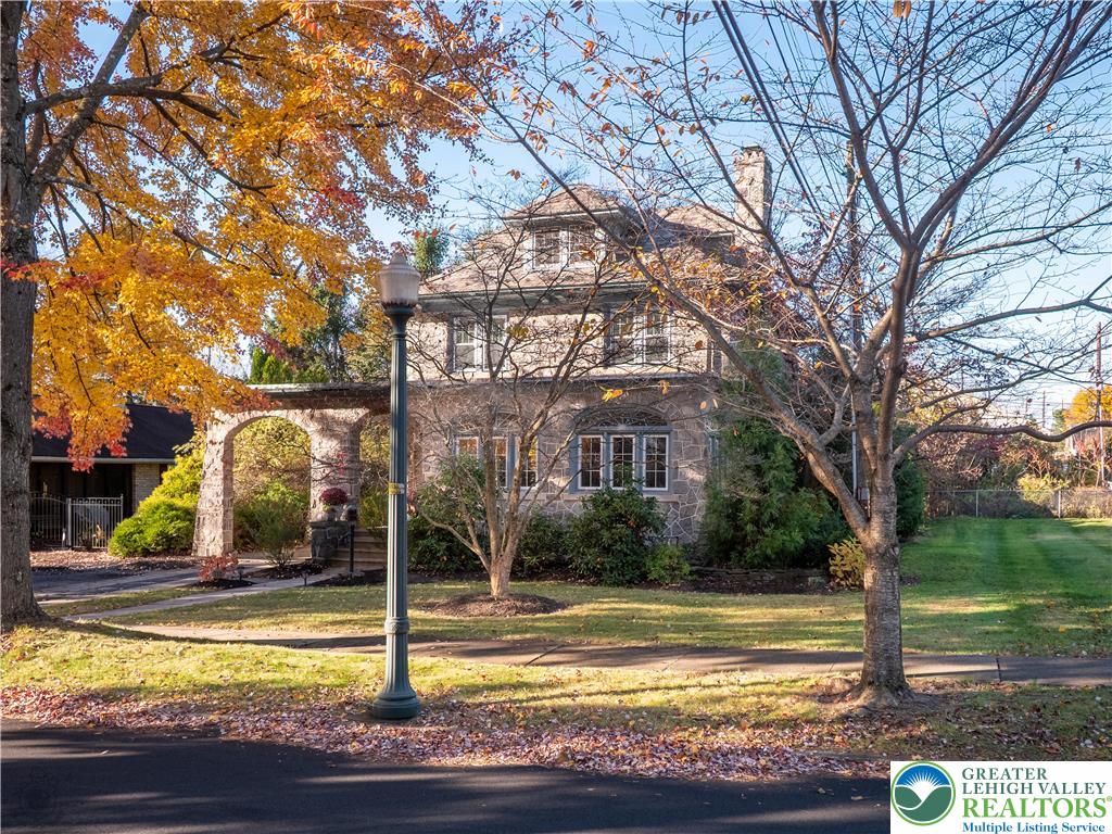 South Whitehall Twp, Pennsylvania 18104, United States, 5 Bedrooms Bedrooms, ,3 BathroomsBathrooms,Residential,Active,244361