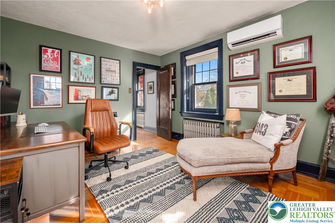 South Whitehall Twp, Pennsylvania 18104, United States, 5 Bedrooms Bedrooms, ,3 BathroomsBathrooms,Residential,Active,244361