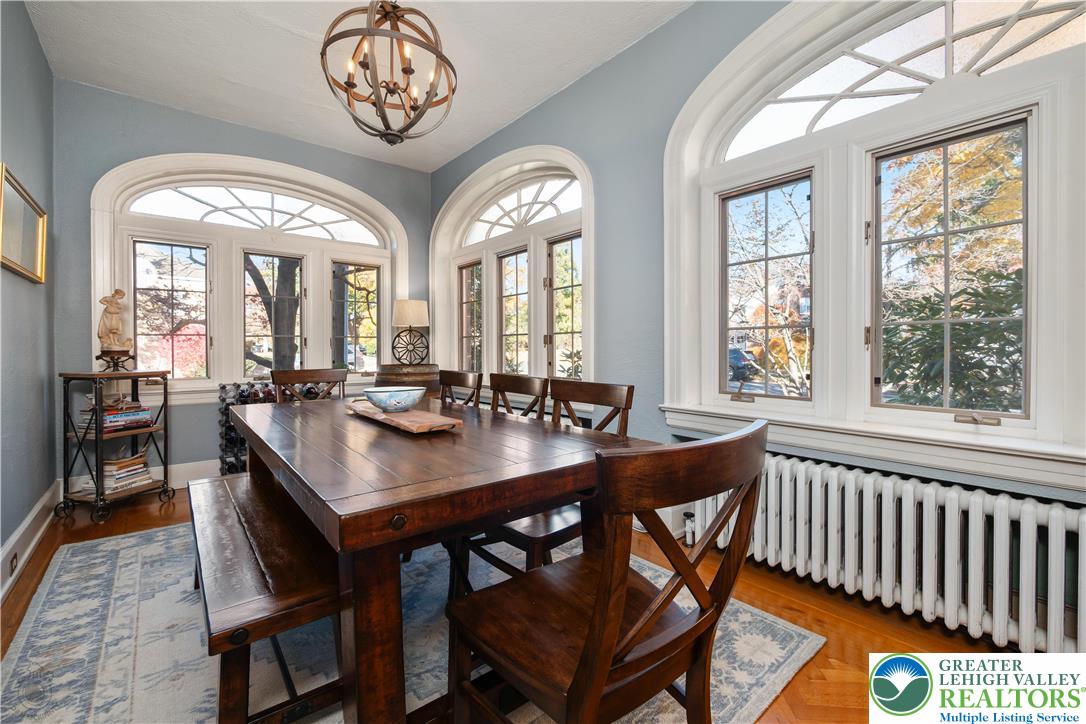 South Whitehall Twp, Pennsylvania 18104, United States, 5 Bedrooms Bedrooms, ,3 BathroomsBathrooms,Residential,Active,244361