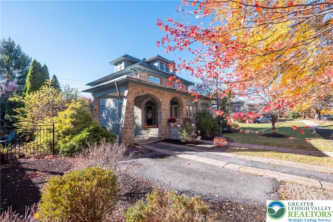 South Whitehall Twp, Pennsylvania 18104, United States, 5 Bedrooms Bedrooms, ,3 BathroomsBathrooms,Residential,Active,244361