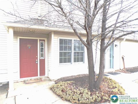 Photo of 302 Windsor Place #302, Macungie Boro, PA 18062 (MLS # 772699)