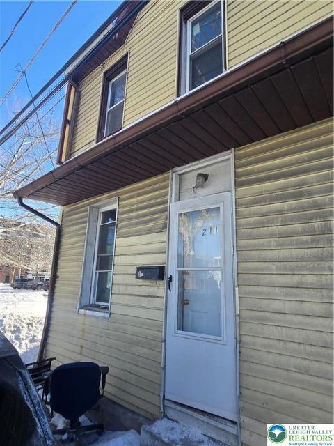 Photo of 211 Columbia Street, Bethlehem, PA 18015 (MLS # 771649)
