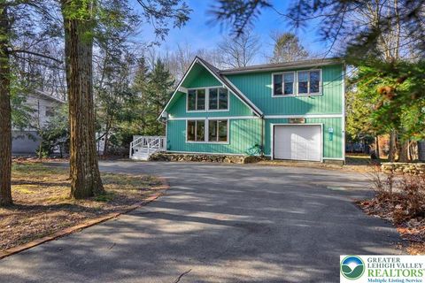 Photo of 1159 Thunder Drive, Coolbaugh Twp, PA 18346 (MLS # 766346) Photo of 1159 Thunder Drive, Coolbaugh Twp, PA 18346 (MLS # 766346)