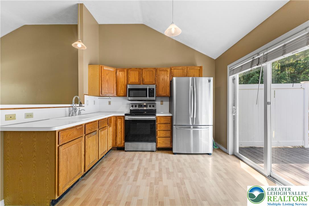 Penn Forest Twp, Pennsylvania 18229, United States, 2 Bedrooms Bedrooms, ,2 BathroomsBathrooms,Residential,Active,154245