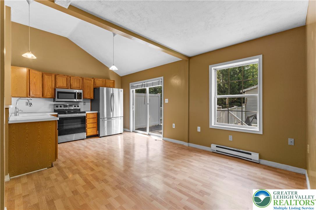 Penn Forest Twp, Pennsylvania 18229, United States, 2 Bedrooms Bedrooms, ,2 BathroomsBathrooms,Residential,Active,154245