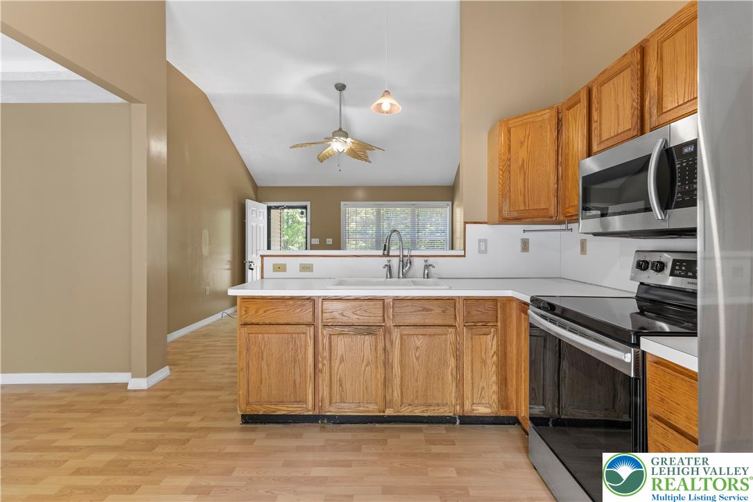 Penn Forest Twp, Pennsylvania 18229, United States, 2 Bedrooms Bedrooms, ,2 BathroomsBathrooms,Residential,Active,154245