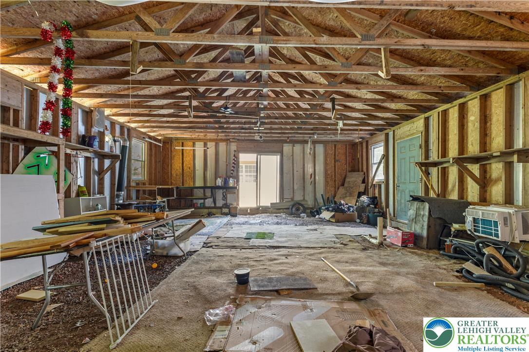 Penn Forest Twp, Pennsylvania 18229, United States, 2 Bedrooms Bedrooms, ,2 BathroomsBathrooms,Residential,Active,154245