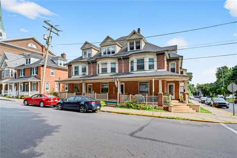 Photo of 23 W Center Street, Nazareth Boro, PA 18064 (MLS # 781939)