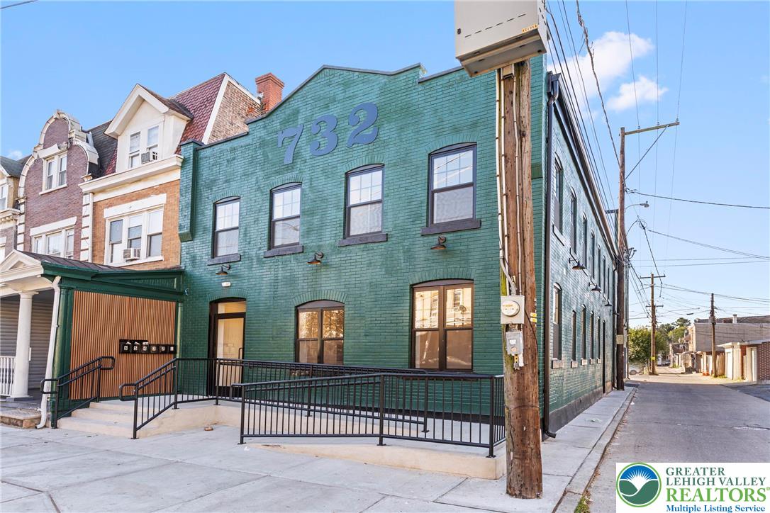 732 W Tilghman Street