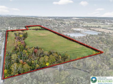 Photo of 160 Spring Garden Drive, Berks, PA 19505 (MLS # 766757) Photo of 160 Spring Garden Drive, Berks, PA 19505 (MLS # 766757)