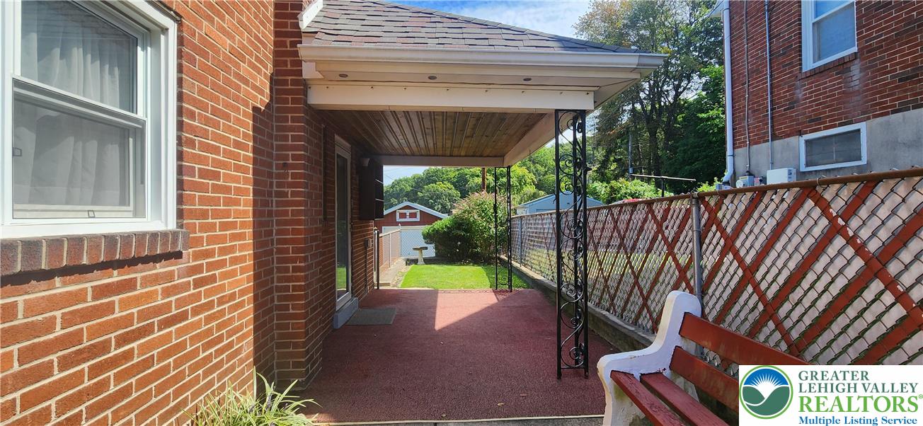 Fountain Hill Boro, Pennsylvania 18015, United States, 3 Bedrooms Bedrooms, ,2 BathroomsBathrooms,Residential,Active,206874