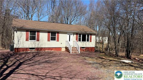 Photo of 2113 Wild Laurel Lane, Tunkhannock Twp, PA 18334 (MLS # 774002)