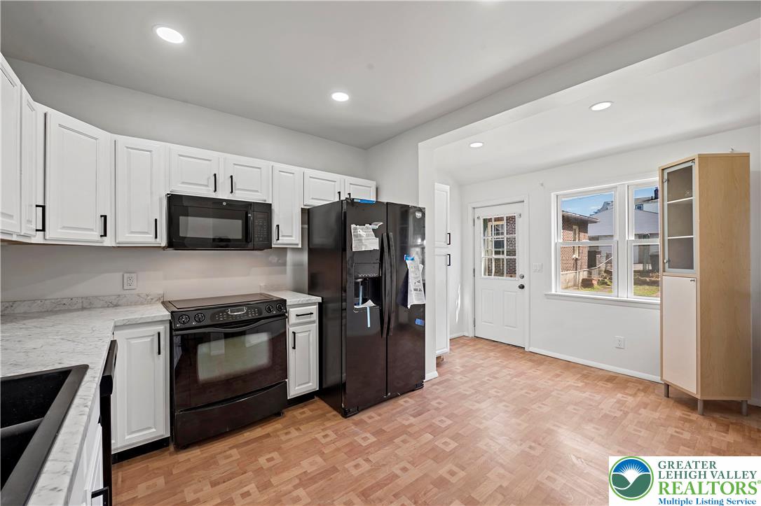 Bethlehem City, Pennsylvania 18018, United States, 3 Bedrooms Bedrooms, ,2 BathroomsBathrooms,Residential,Active,208807