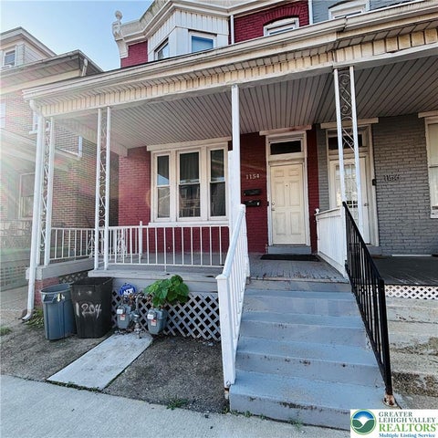 Townhouse For Rent - 1154 Washington St #1<br/> Northampton County, Easton, PA 18042