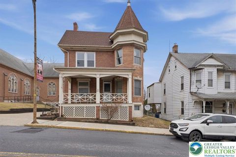 Photo of 1229 Main Street, Northampton Boro, PA 18067 (MLS # 772829)