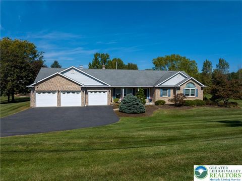 Photo of 4500 Hanoverville Road, Nazareth, PA 18020 (MLS # 765922) Photo of 4500 Hanoverville Road, Nazareth, PA 18020 (MLS # 765922)