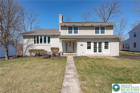 Photo of 703 Donald Drive, Emmaus Boro, PA 18049 (MLS # 772669)