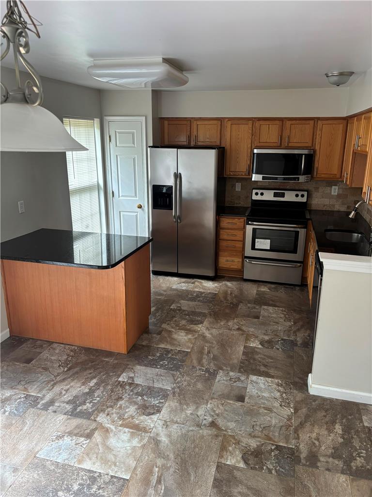 118 Knollwood Drive