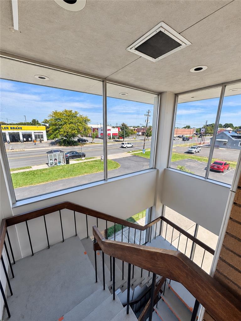2191 Union Boulevard 2