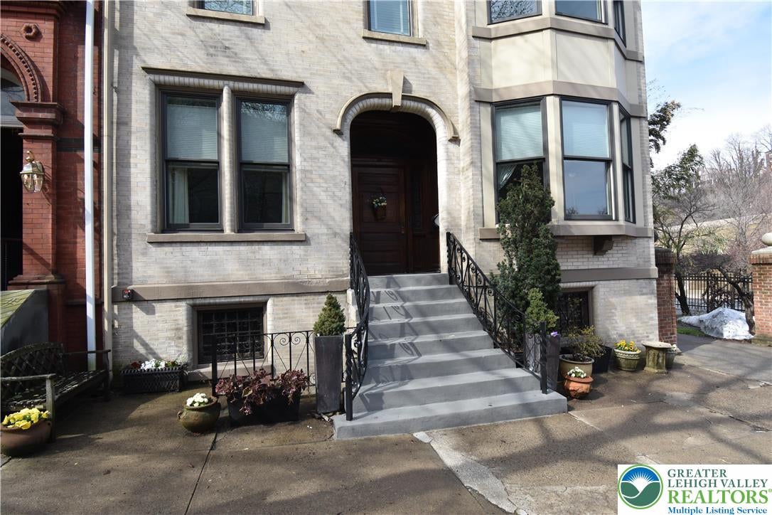 134 N 3rd Street