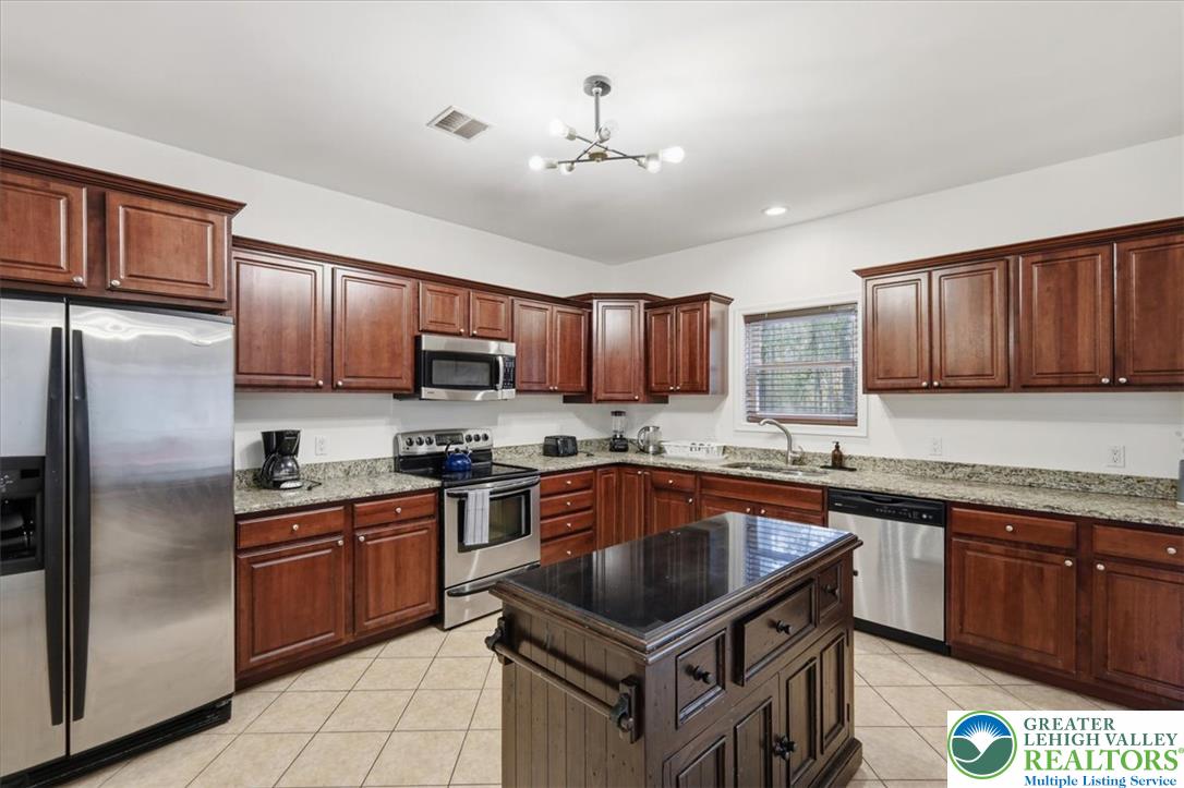 4115 Rosetree Circle