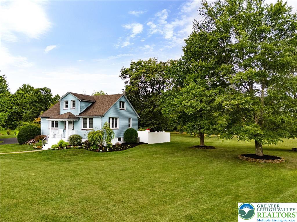 Springfield Twp, Pennsylvania 18036, United States, 4 Bedrooms Bedrooms, ,2 BathroomsBathrooms,Residential,Active,227218