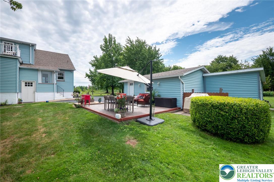 Springfield Twp, Pennsylvania 18036, United States, 4 Bedrooms Bedrooms, ,2 BathroomsBathrooms,Residential,Active,227218