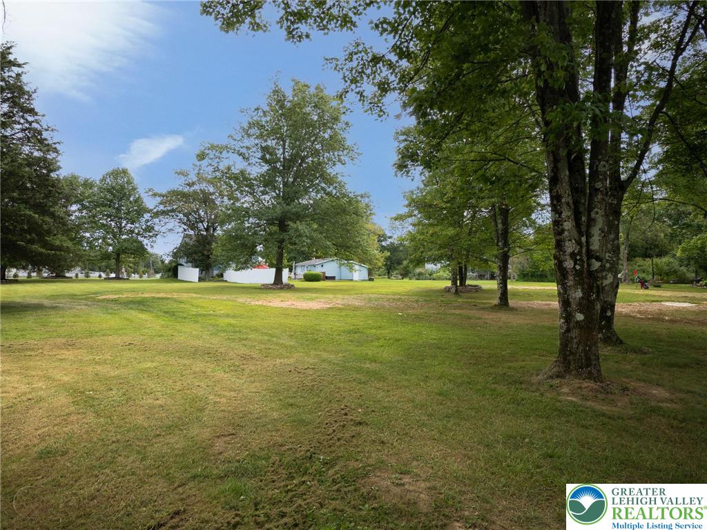 Springfield Twp, Pennsylvania 18036, United States, 4 Bedrooms Bedrooms, ,2 BathroomsBathrooms,Residential,Active,227218