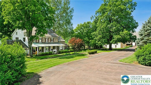 1720 MOLASSES WAY, QUAKERTOWN, PA 18951 - Image ece0c4efed8aa7371ec067c6ee06f0d2/4128982623
