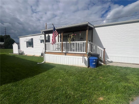 Mobile Home For Sale - 7418 Lincoln Lane<br/> Upper Macungie Twp, PA 18087
