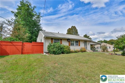 Photo of 1360 Toboggan Trail, Easton, PA 18040 (MLS # 765844) Photo of 1360 Toboggan Trail, Easton, PA 18040 (MLS # 765844)